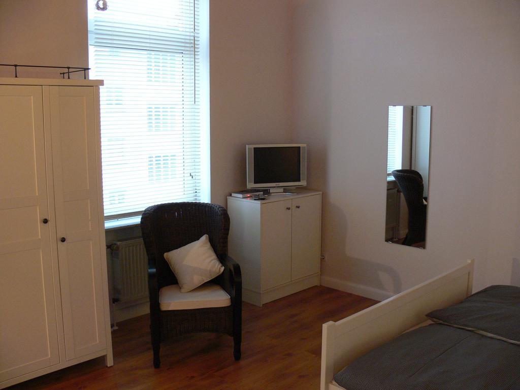 Apartamento Business Flat Bahnhofstrasse Wiesbaden Habitación foto